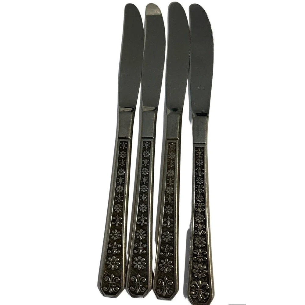 interpur Florenz Stainless Steel 8 Petal Flower Flatware Knives Set Of 4